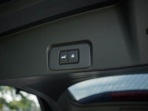 New 2026 Nissan Rogue Platinum w/ Platinum Premium Package image 9