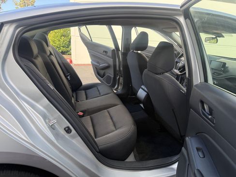 Used 2024 Nissan Altima 2.5 S FWD image 14