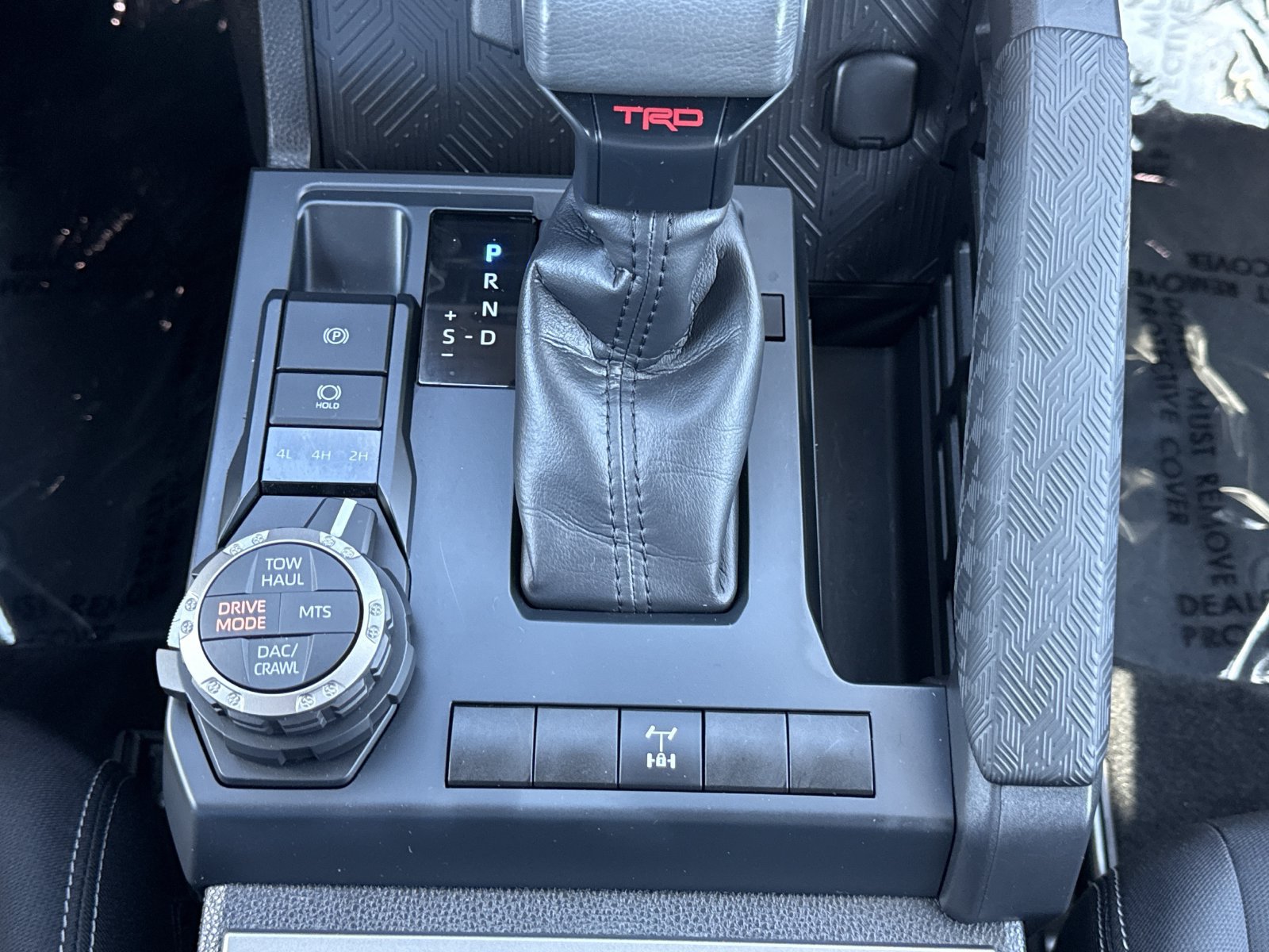 Used 2025 Toyota Tacoma TRD Off-Road AWD/4WD image 21