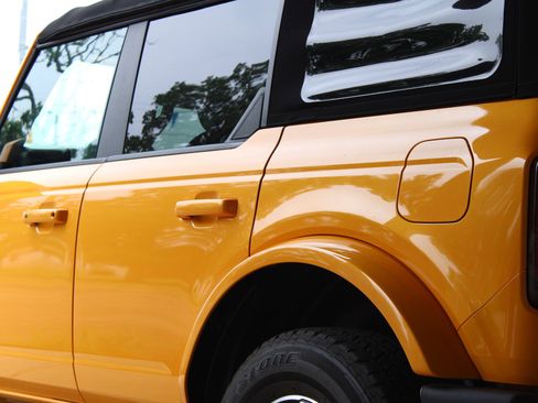 Used 2021 Ford Bronco Outer Banks image 7