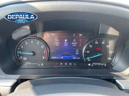 Used 2023 Ford Explorer XLT w/ Equipment Group 202A AWD/4WD image 2