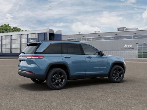 New 2026 Jeep Grand Cherokee Limited w/ Limited Altitude Package AWD/4WD image 2