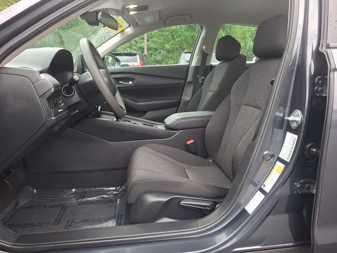 Certified 2025 Honda Accord LX image 14