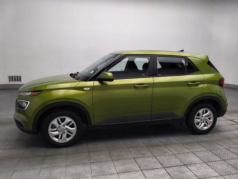 Used 2021 Hyundai Venue SE FWD image 2