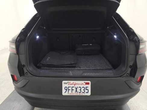 Used 2023 Volkswagen ID.4 Pro S RWD image 9