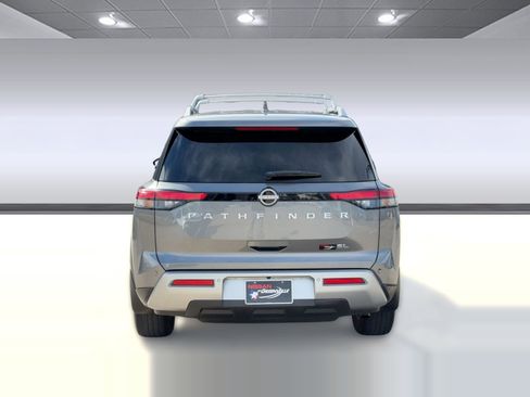 Used 2023 Nissan Pathfinder SL w/ Lighting Package (N92) image 10
