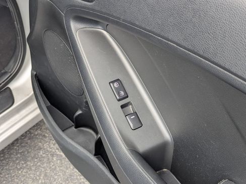 Used 2018 Kia Forte LX w/ LX Popular Package FWD image 32