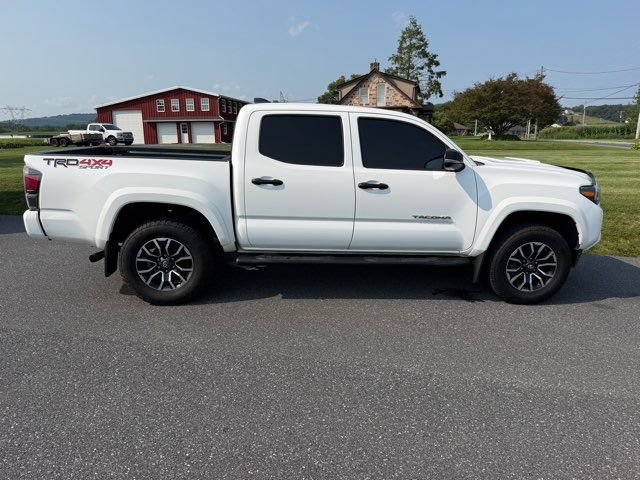 Used 2020 Toyota Tacoma TRD Sport w/ Technology Package AWD/4WD image 7