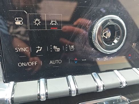 Used 2025 GMC Acadia Denali w/ Super Cruise Package AWD/4WD image 36