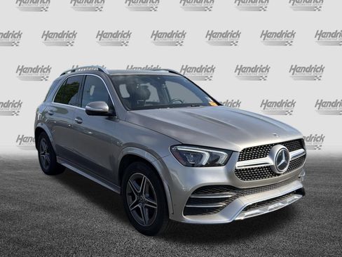 Used 2022 Mercedes-Benz GLE 350 w/ AMG Line Exterior image 2
