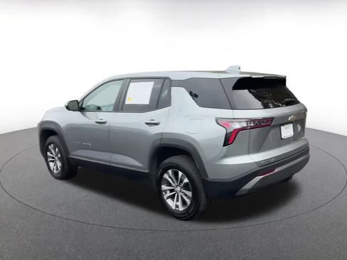 Used 2025 Chevrolet Equinox LT image 10