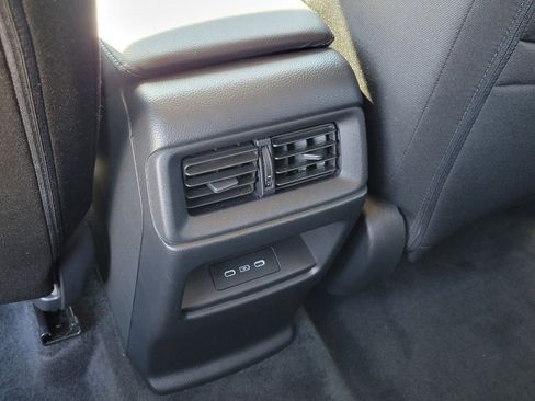 Used 2024 Honda CR-V EX image 11