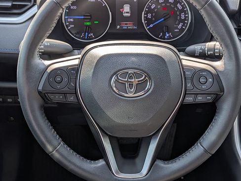 Used 2022 Toyota RAV4 SE w/ Convenience Package AWD/4WD image 15