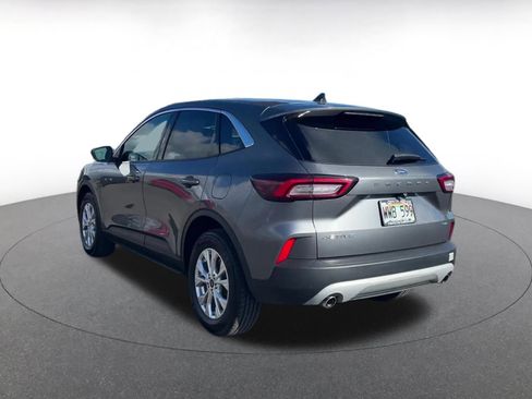 Used 2023 Ford Escape Active image 11