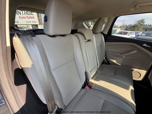 Used 2018 Ford Escape SE w/ Ford Safe & Smart Package AWD/4WD image 16
