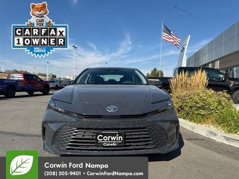 Used 2025 Toyota Camry LE w/ Convenience Package FWD image 2