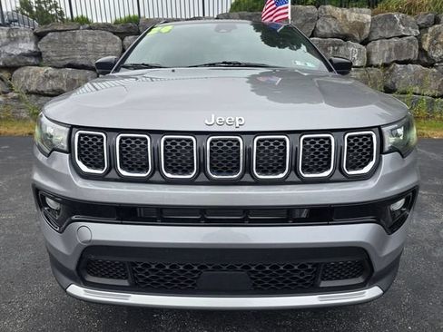 Used 2024 Jeep Compass Limited AWD/4WD image 29
