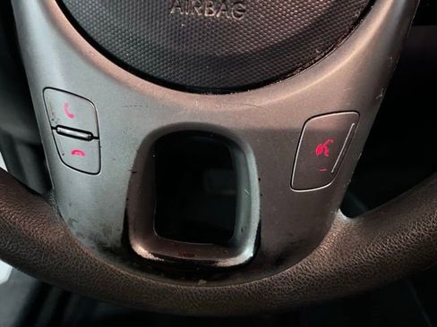 Used 2010 Kia Soul + FWD image 21