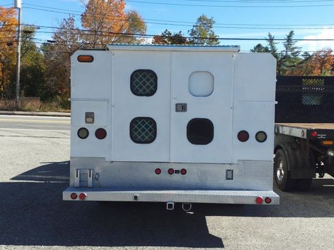Used 2017 Ford F350 XLT w/ Snow Plow Prep Package image 7