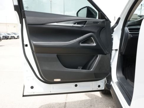 New 2027 INFINITI QX60 Luxe w/ Cargo Package FWD image 18