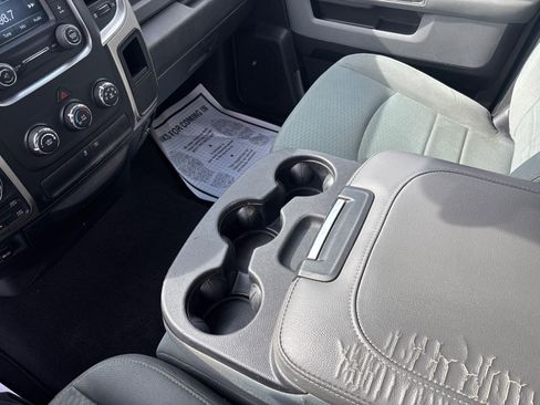 Used 2017 RAM 1500 Classic SLT image 23