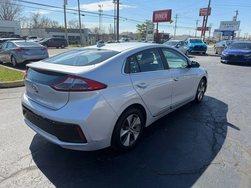 Used 2017 Hyundai Ioniq Limited image 6