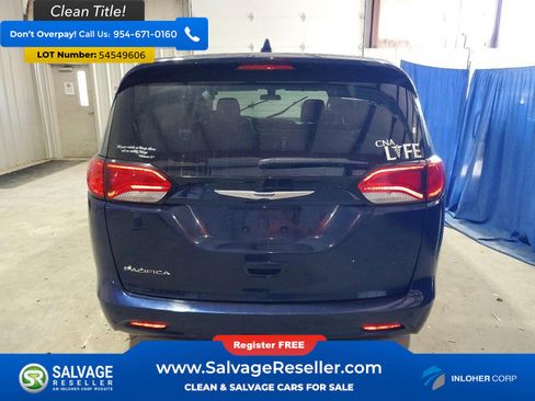 Used 2019 Chrysler Pacifica Touring FWD image 8