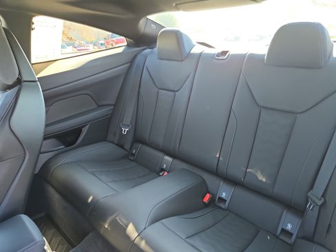 Used 2022 BMW M4 Coupe image 13