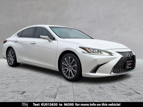 Used 2019 Lexus ES 350 w/ Luxury Package image 1