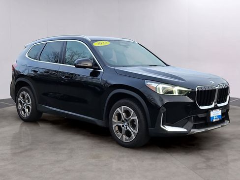 Used 2023 BMW X1 xDrive28i image 3