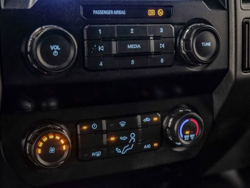 Used 2022 Ford F250 XL w/ STX Appearance Package image 24