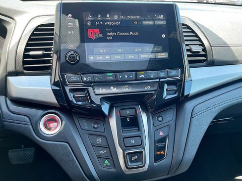 Used 2023 Honda Odyssey Sport image 15