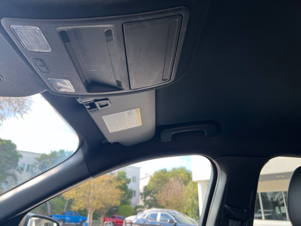 Used 2025 Ford Escape ST-Line FWD image 21