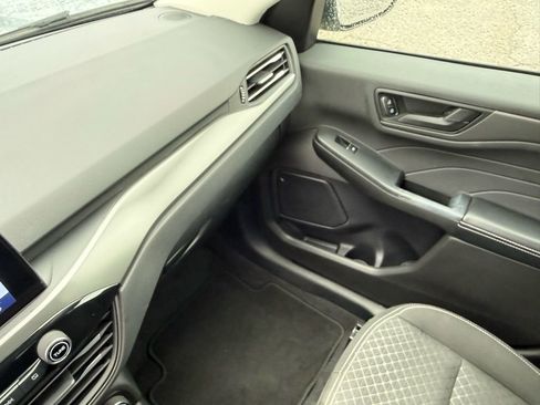 Used 2023 Ford Escape Active w/ Cold Weather Package image 28