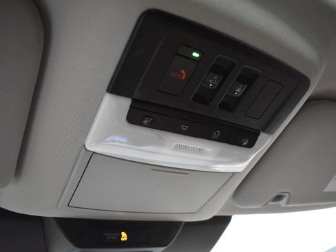 Used 2023 Nissan Pathfinder Platinum image 27