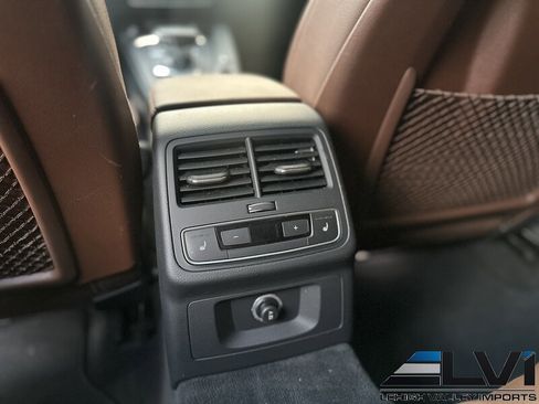 Used 2017 Audi A4 2.0T allroad Premium Plus w/ Technology Package image 17