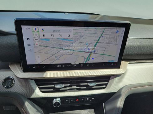 New 2026 Ford Explorer Active RWD image 25