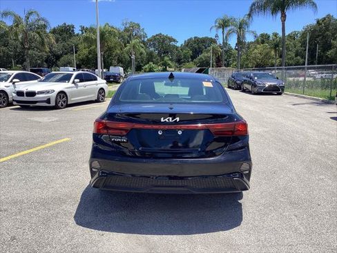 Used 2024 Kia Forte LXS FWD image 9