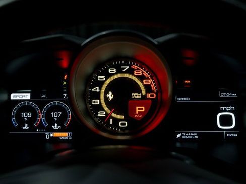 Used 2020 Ferrari Portofino image 21