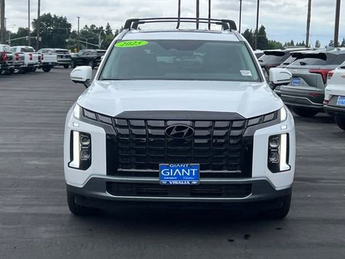 Used 2025 Hyundai Palisade SEL FWD image 9