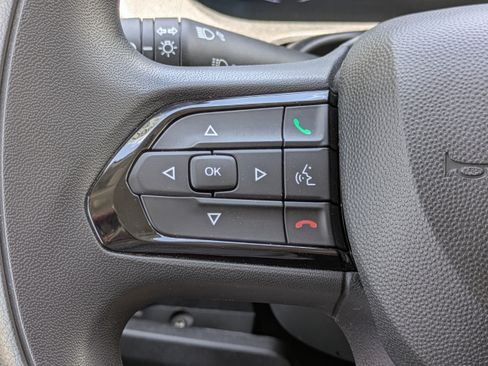 Used 2025 RAM ProMaster 2500 w/ Convenience Group FWD image 20
