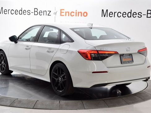 Used 2024 Honda Civic Sport image 4