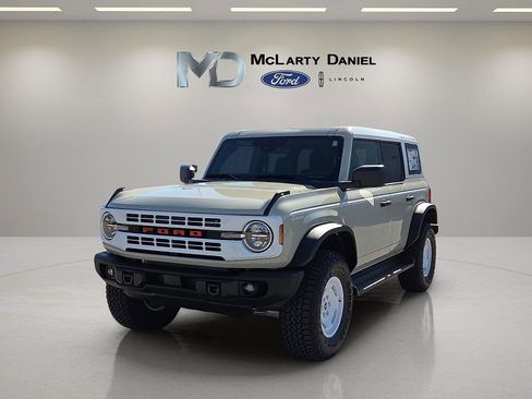 New 2026 Ford Bronco Heritage Edition AWD/4WD image 2