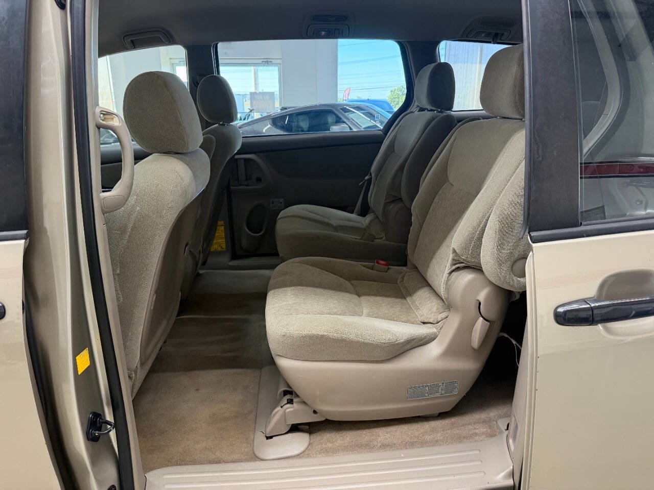 Used 2005 Toyota Sienna CE FWD image 11