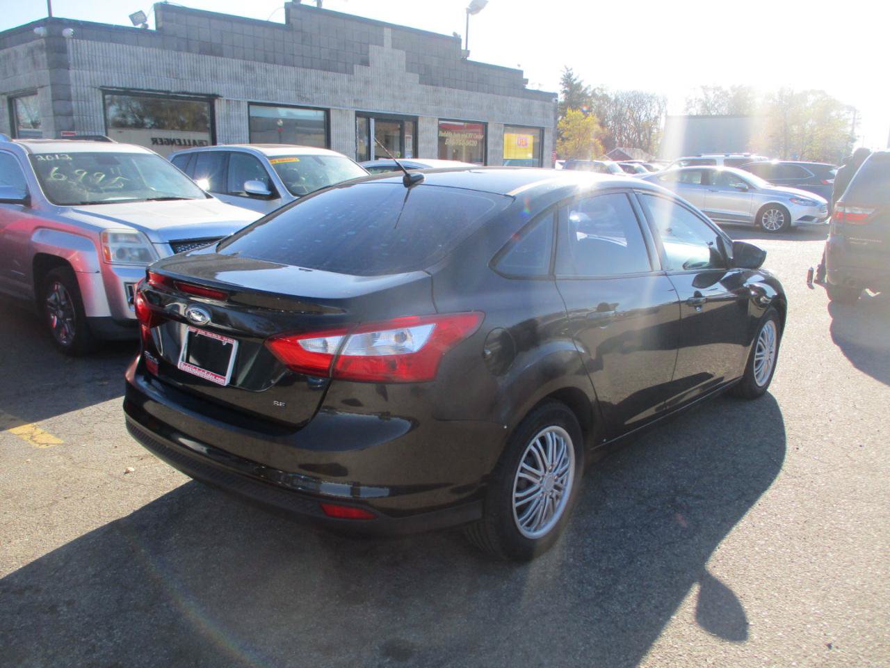 Used 2012 Ford Focus SE FWD image 5