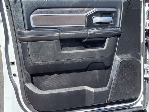 Used 2024 RAM 3500 Big Horn AWD/4WD image 19