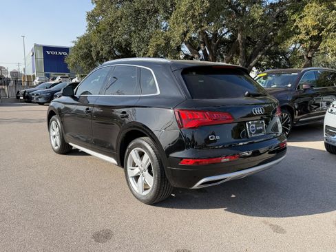 Used 2019 Audi Q5 2.0T Premium Plus w/ Premium Plus Package image 4