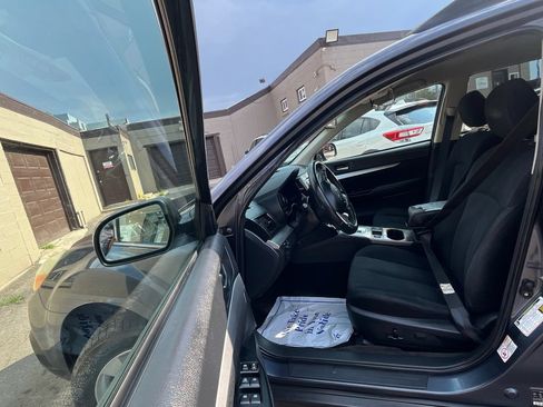 Used 2014 Subaru Outback 2.5i Premium w/ Popular Package #1B AWD/4WD image 18