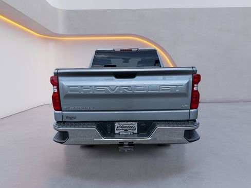 Used 2024 Chevrolet Silverado 1500 LT AWD/4WD image 4