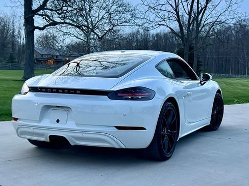 Used 2024 Porsche 718 Cayman S RWD image 6